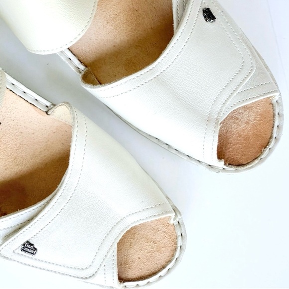 Finn Comfort Luxor Backstrap Adjustable Velcro Sandal Bone/ Ivory 6.5  C UK 9 US - Picture 9 of 11